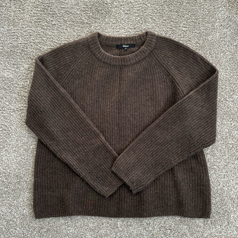 Quince 100% cashmere fisherman sweater